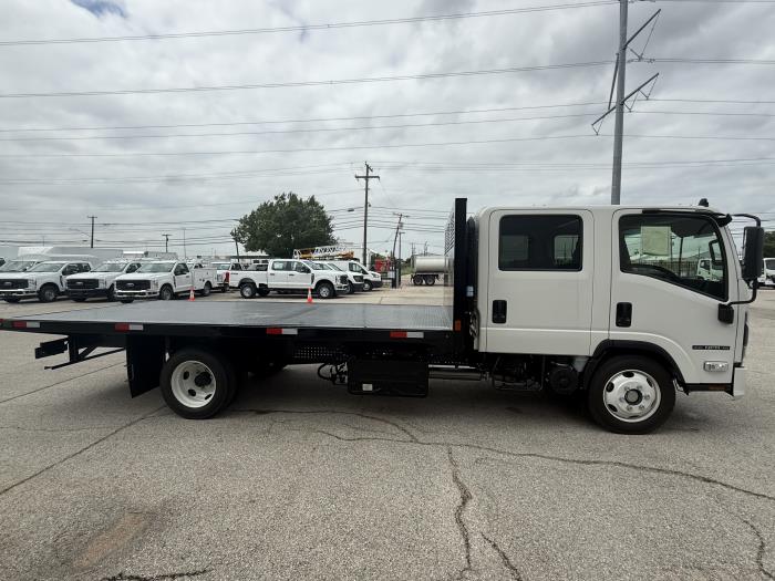 2026 Isuzu NPR-XD-6