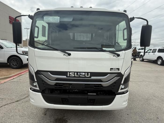 2026 Isuzu NPR-XD-8