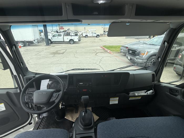 2026 Isuzu NPR-XD-10