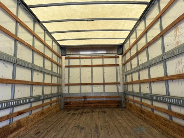 2020 Isuzu NPR-HD-11