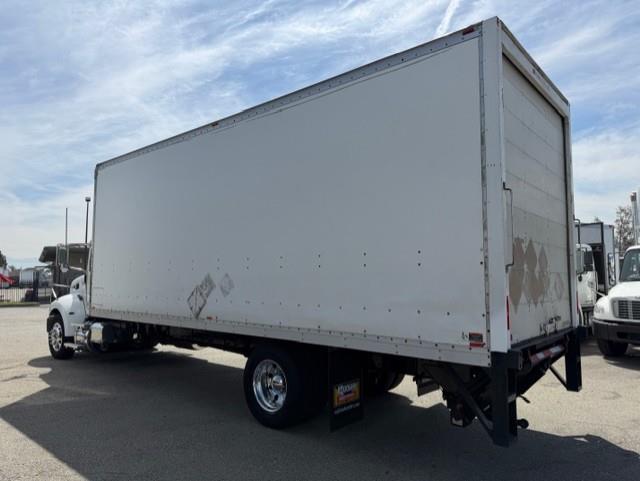 2020 Peterbilt 337-3