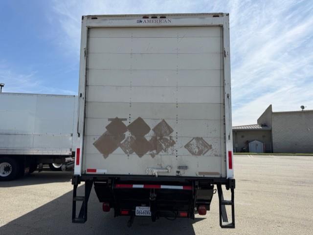 2020 Peterbilt 337-5