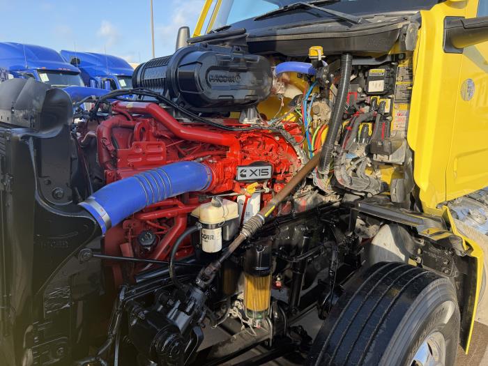 2023 Peterbilt 579-14