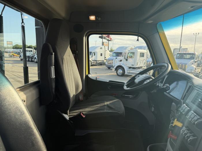 2023 Peterbilt 579-21