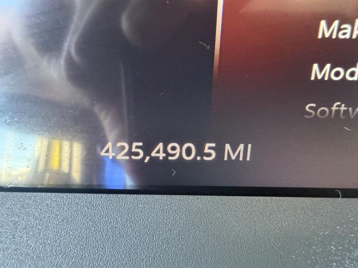 2023 Peterbilt 579-30