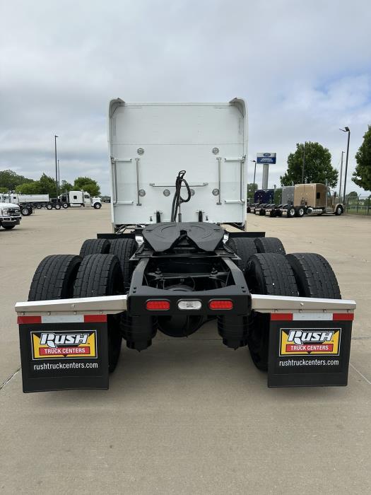 2023 Peterbilt 389-3