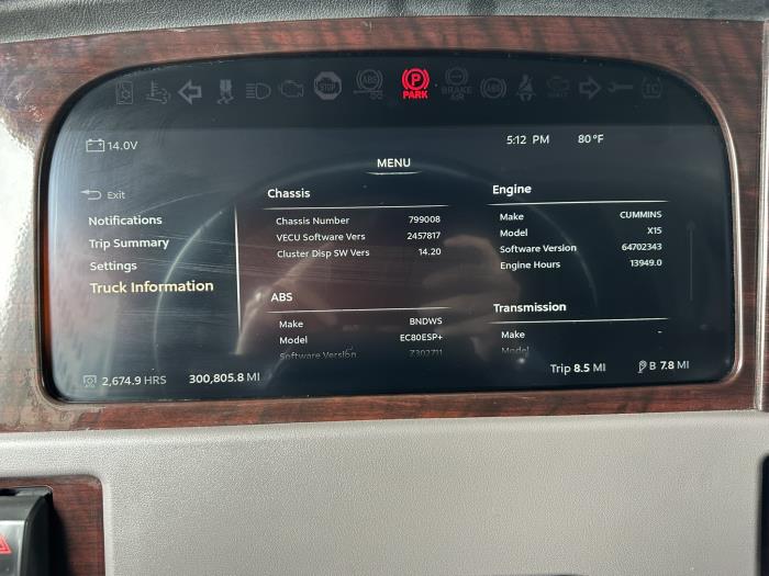 2023 Peterbilt 389-19