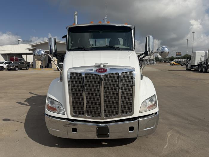 2021 Peterbilt 579-7