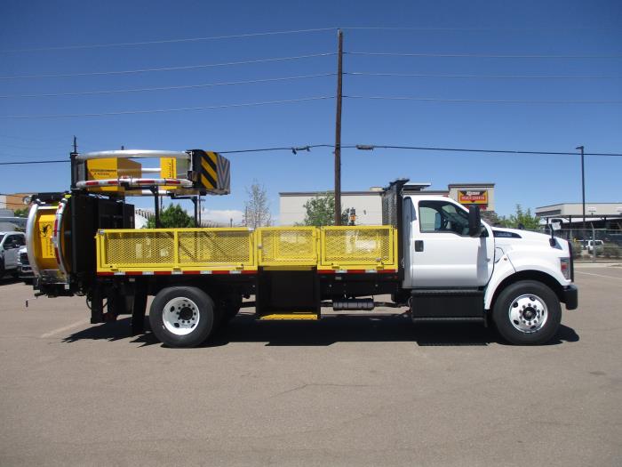 2026 Ford F-650-4