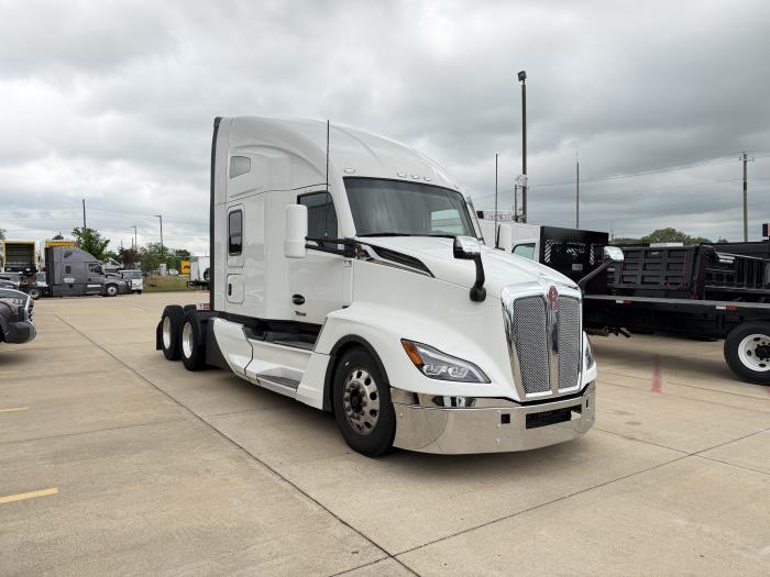 2022 Kenworth T680-1