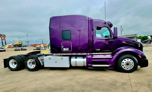 2022 Peterbilt 579-6