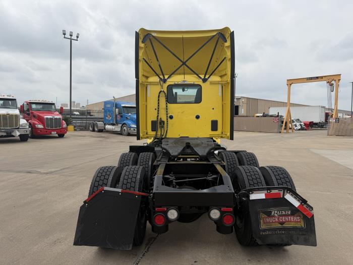 2023 Peterbilt 579-3