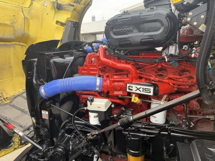 2023 Peterbilt 579-15