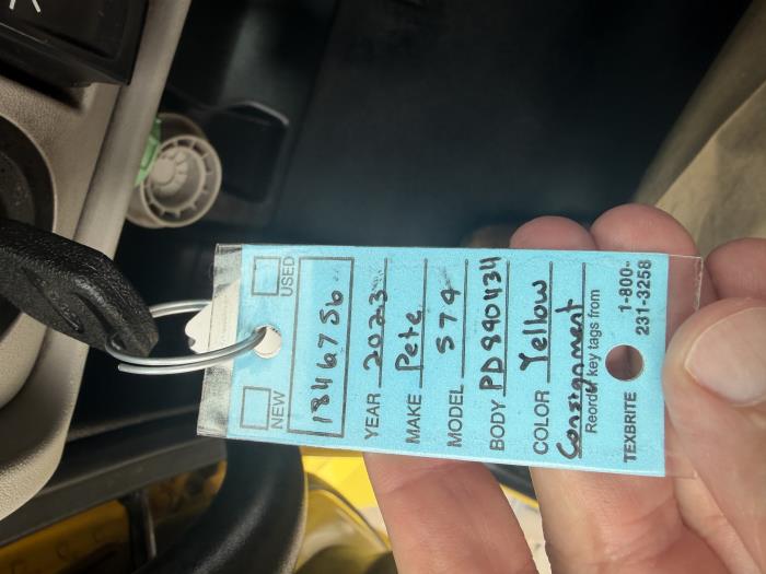 2023 Peterbilt 579-31