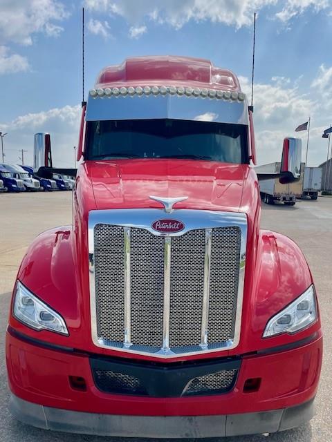 2026 Peterbilt 579-8