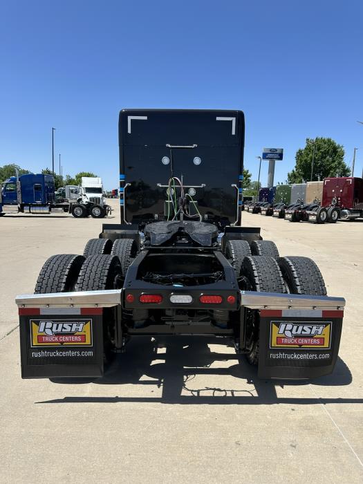 2025 Peterbilt 589-3