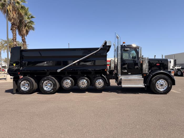 2027 Peterbilt 589-10