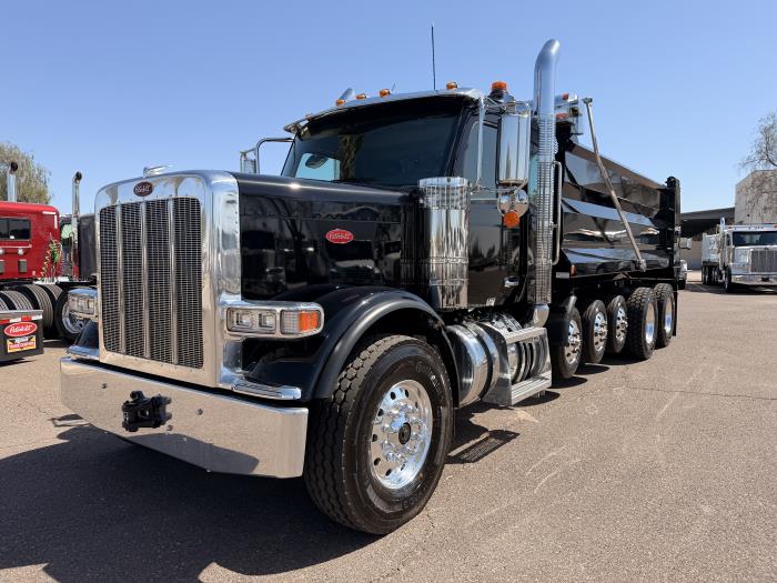 2027 Peterbilt 589-2