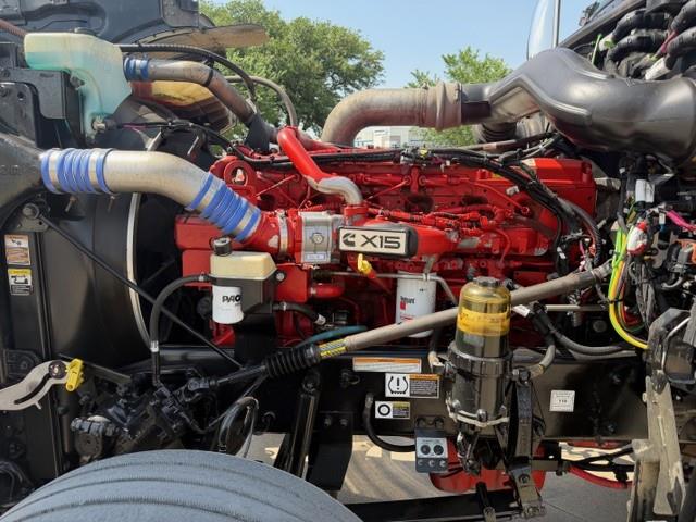 2022 Peterbilt 389-11