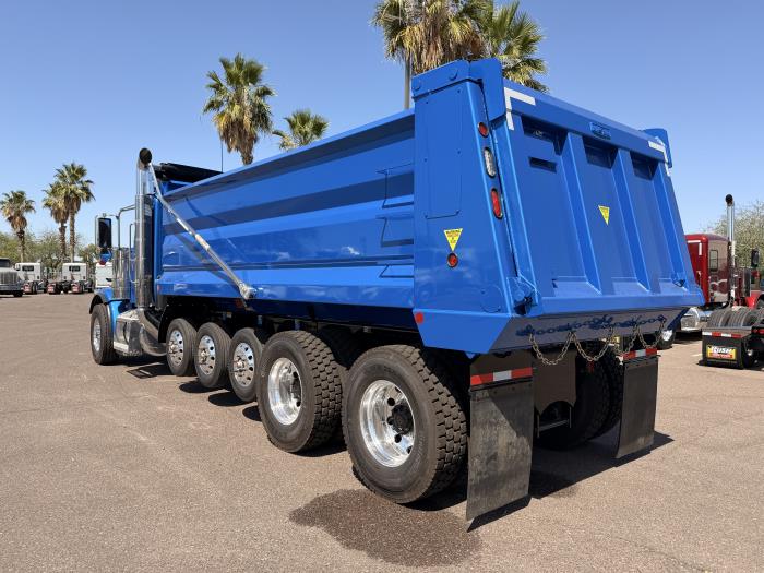 2027 Peterbilt 589-4