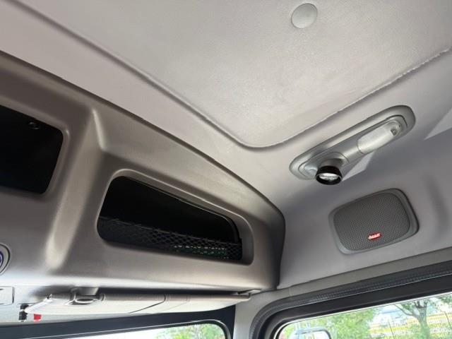 2022 Peterbilt 389-30