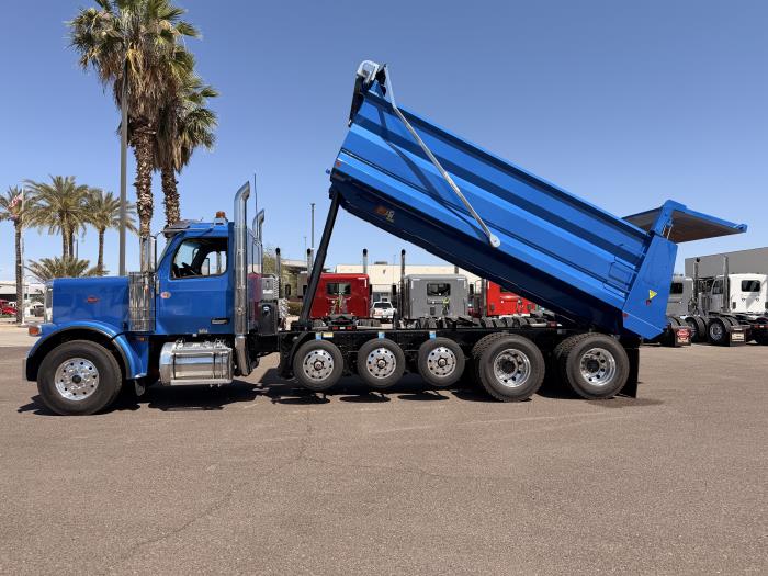 2027 Peterbilt 589-3