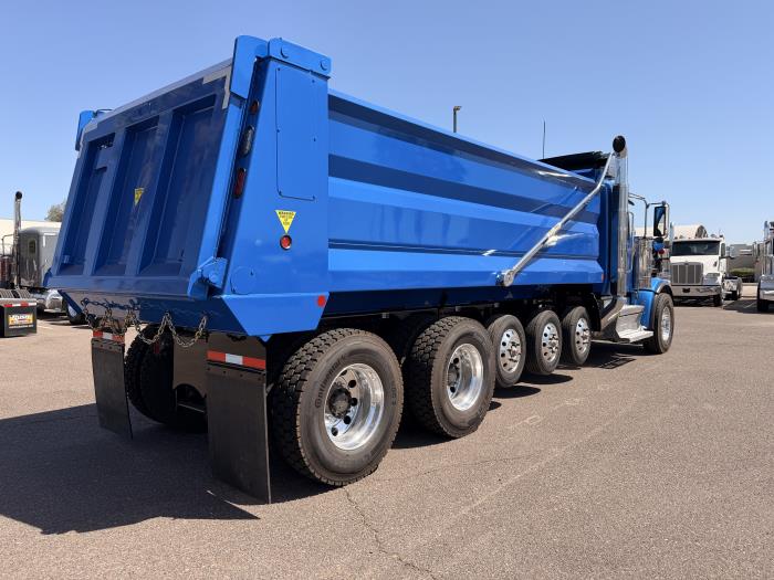 2027 Peterbilt 589-7