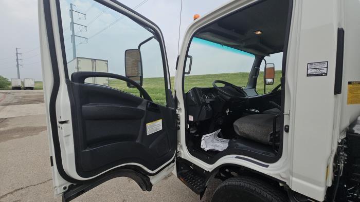 2023 Isuzu NPR-HD-11