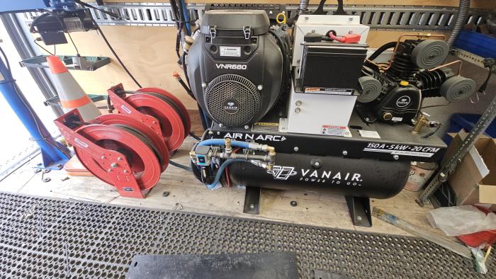 2023 Isuzu NPR-HD-18