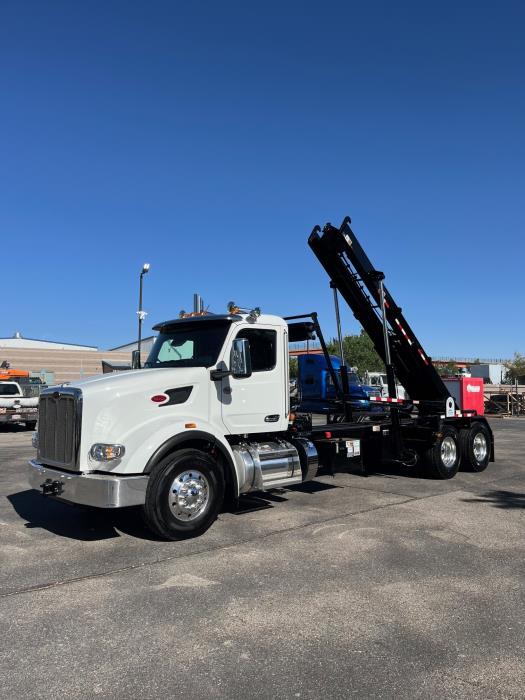2027 Peterbilt 567-1