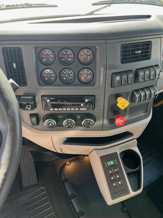 2027 Peterbilt 567-20