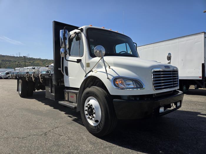 2019 Freightliner Business Class M2 106-6