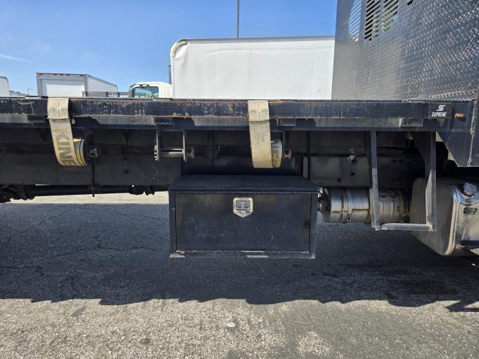 2019 Freightliner Business Class M2 106-7