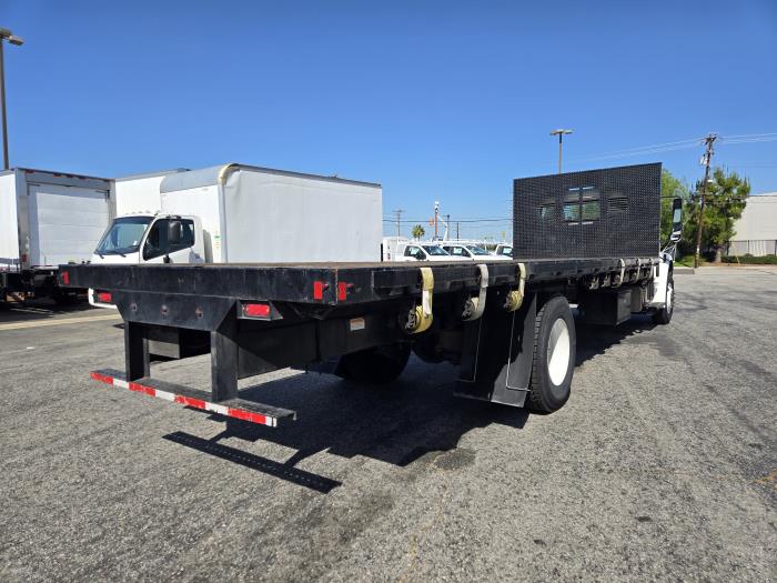 2019 Freightliner Business Class M2 106-8