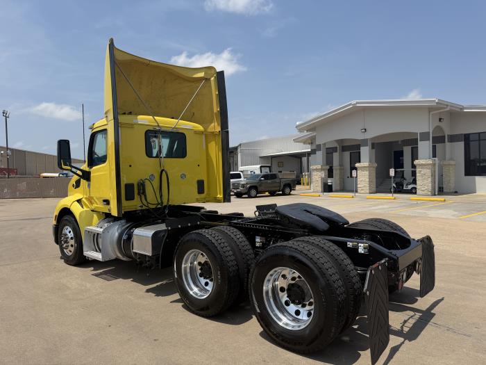 2021 Peterbilt 579-2