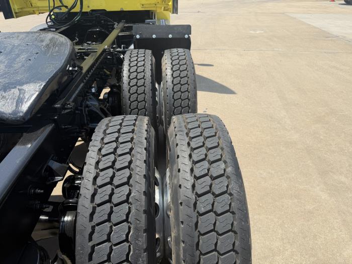 2021 Peterbilt 579-10