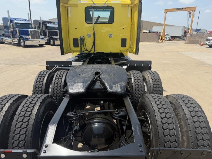 2021 Peterbilt 579-12