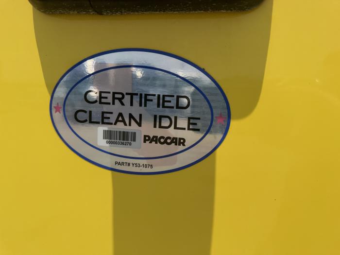 2021 Peterbilt 579-14