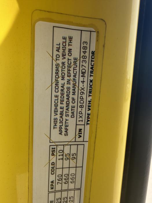 2021 Peterbilt 579-26