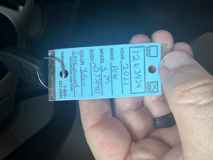 2021 Peterbilt 579-31