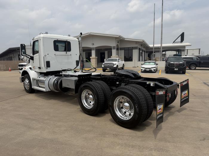 2021 Peterbilt 567-2