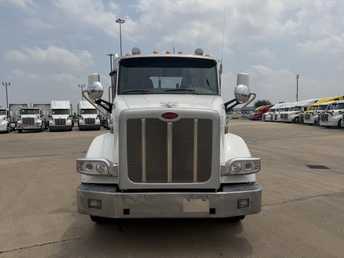 2021 Peterbilt 567-7