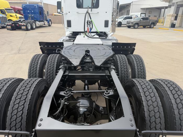 2021 Peterbilt 567-12