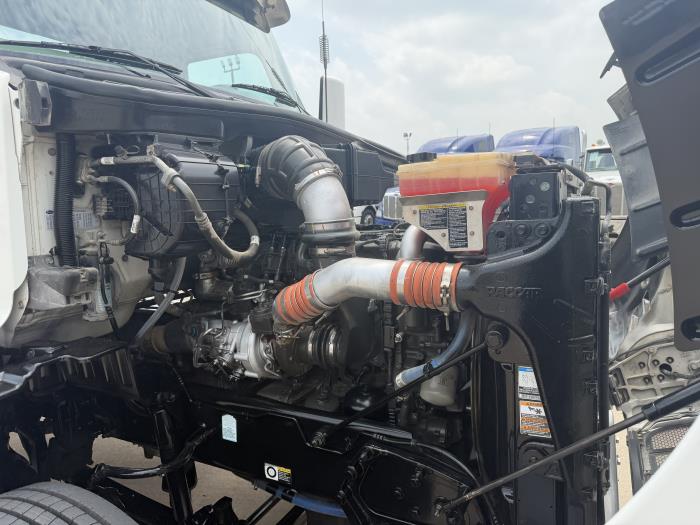 2021 Peterbilt 567-18