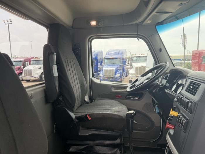 2021 Peterbilt 567-22