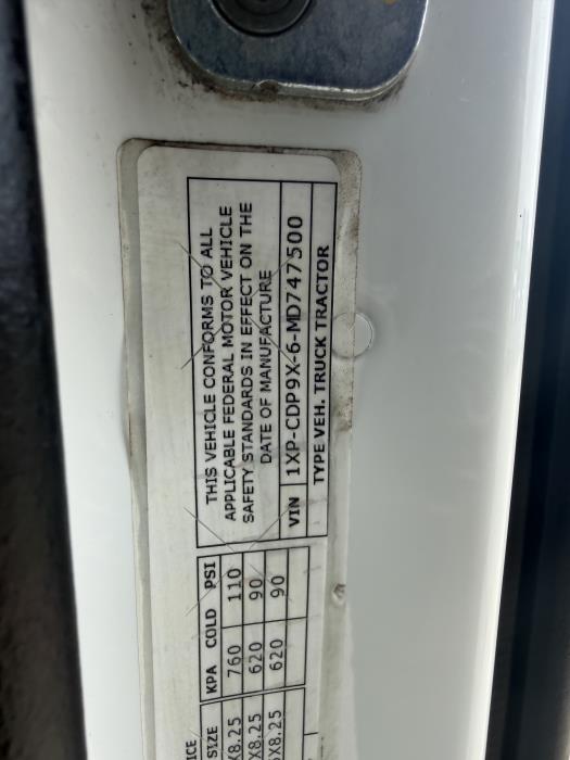 2021 Peterbilt 567-26