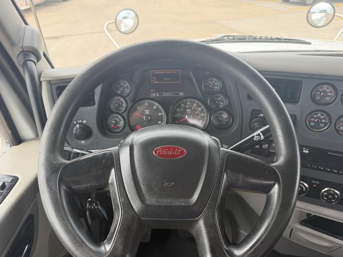 2021 Peterbilt 567-30