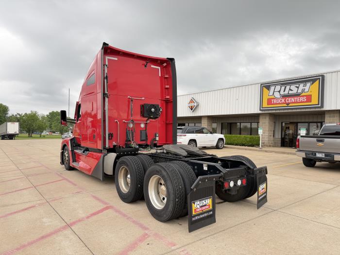 2022 Kenworth T680-4
