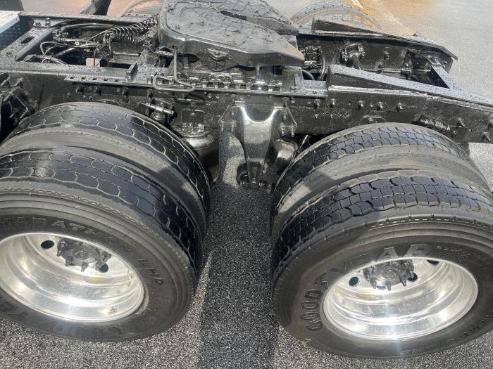 2019 International LT625-7