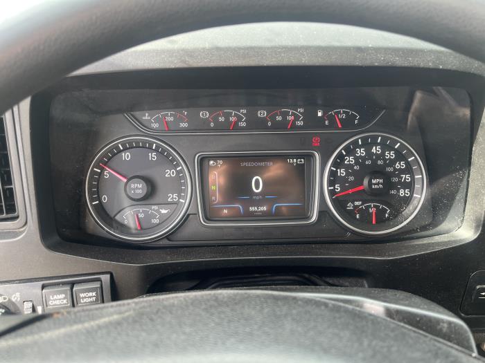 2019 International LT625-15